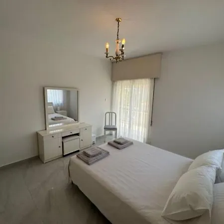 Sfina Sea View By Ezoria Appartement *